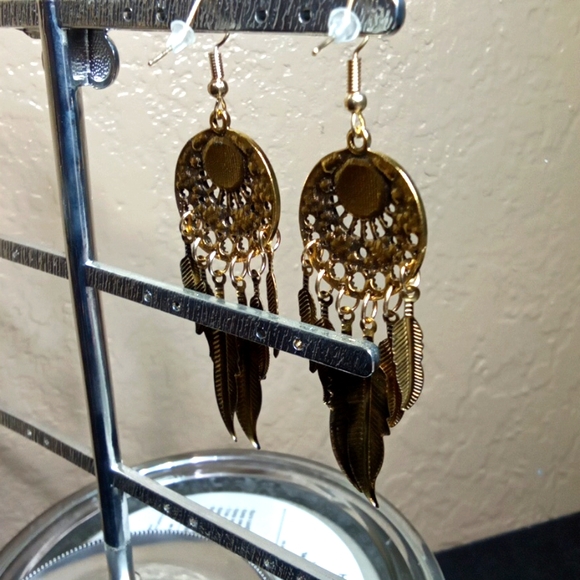 Boho Breeze Feather Drop Earrings - Picture 5 of 7